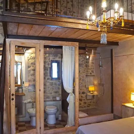 B&B Torre Di San Caprasio Art 아울라