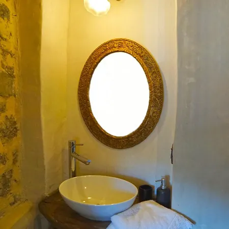 Torre Di San Caprasio Art